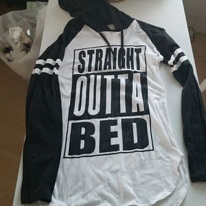 On Fire "Straight outta bed" hooded t-shirt